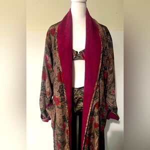 Victoria’s Secret GOLD LABEL, Terry lined robe. **bra and panty not included.